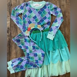 Hanna Andersson 4 piece Mermaid Pajama and Costume Set Size 6-7 (120cm)